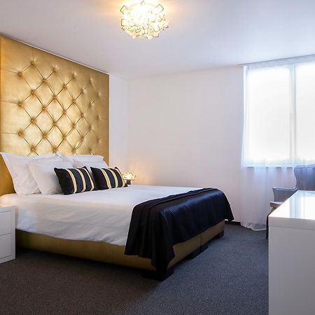 B Gold Luxury Rooms B&B Split Eksteriør bilde