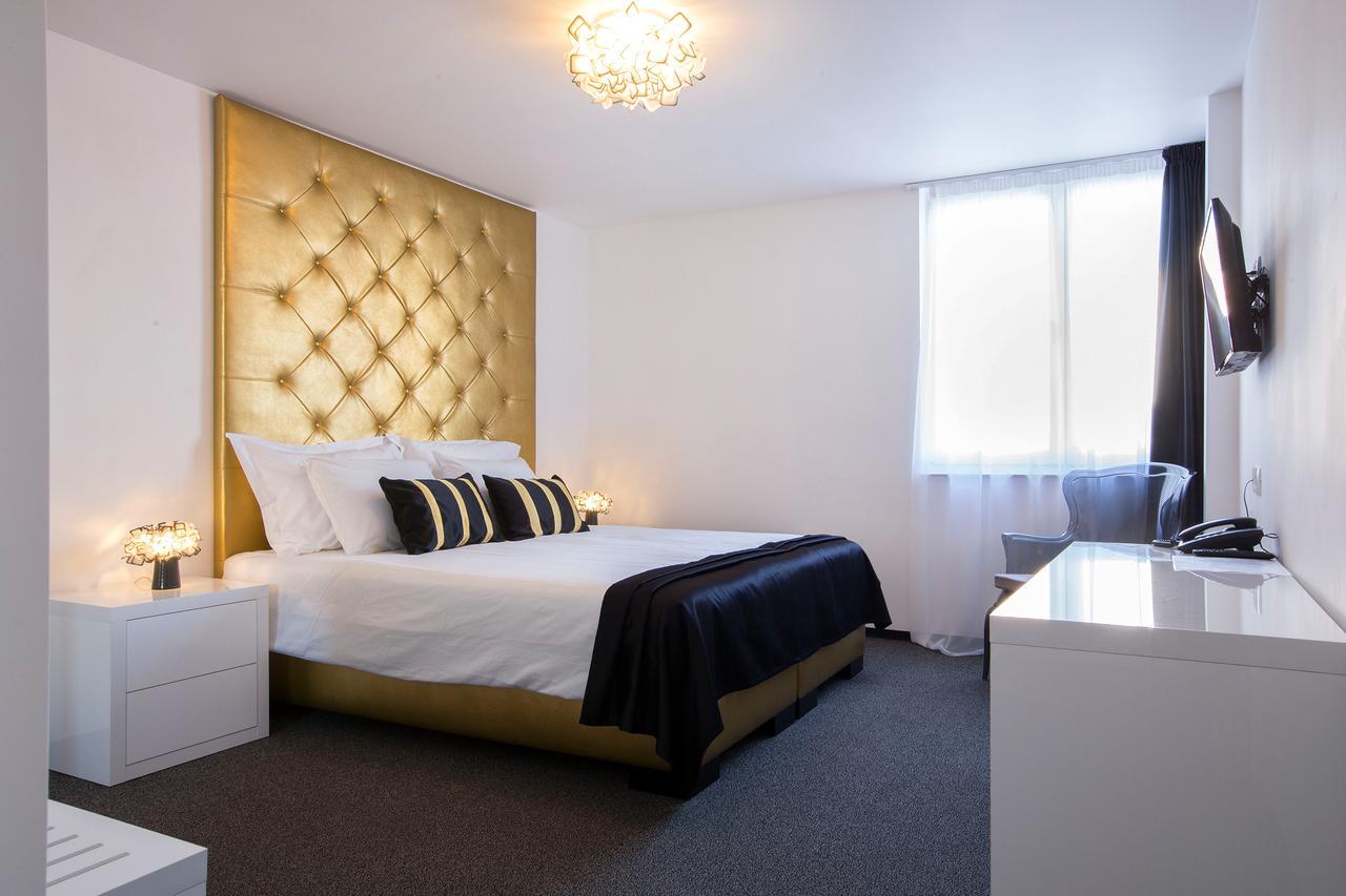 B Gold Luxury Rooms B&B Split Eksteriør bilde